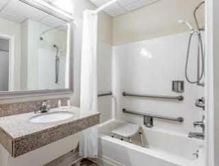 Baymont By Wyndham Hotel 2*